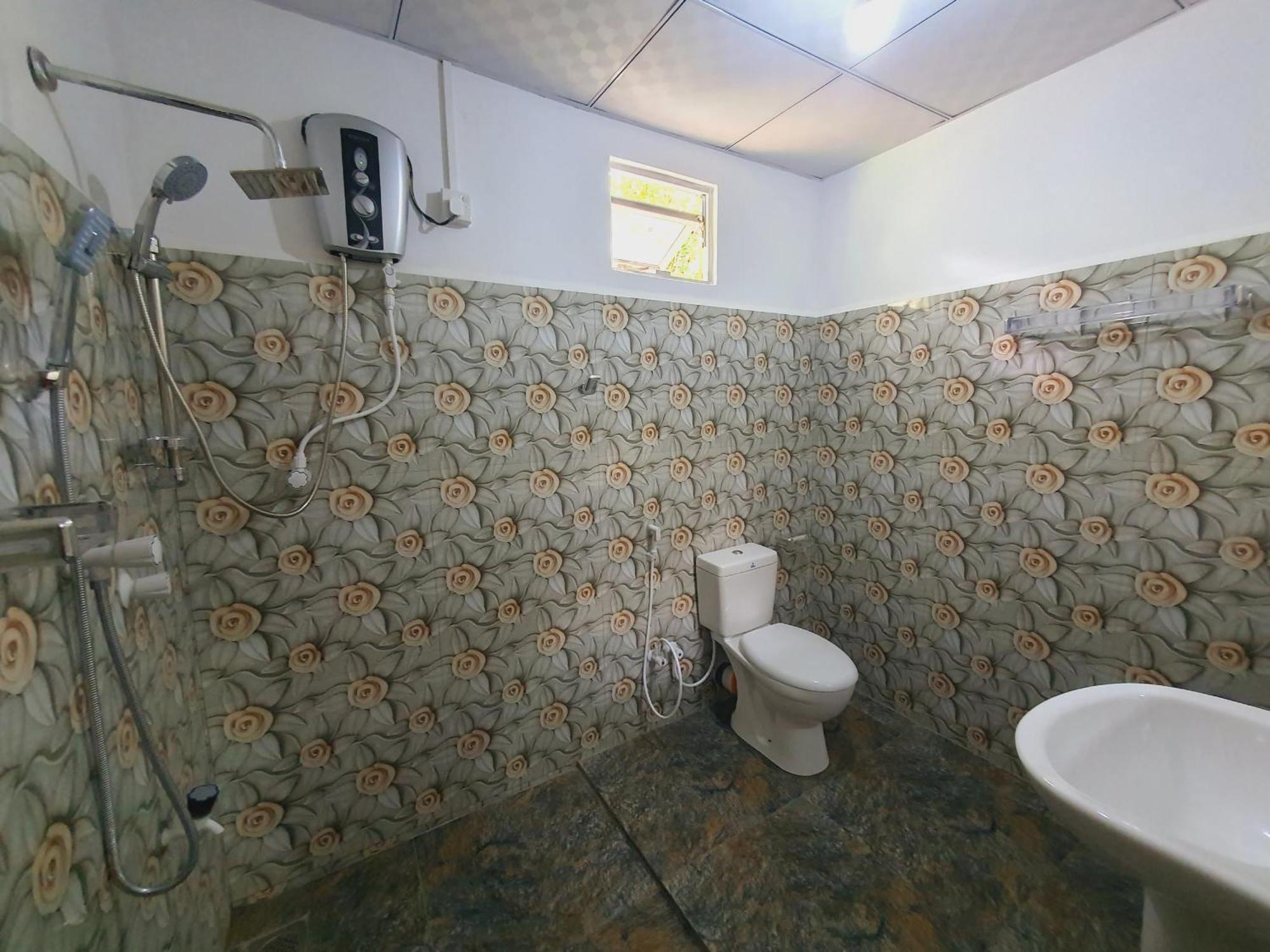 Sanu Home Stay Szigirija Kültér fotó